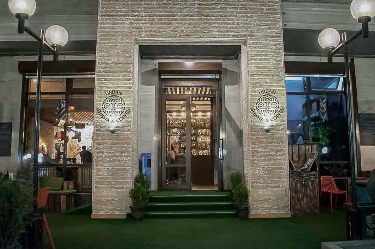 Spacious And Cozy Apartment In Bishkek Center Luaran gambar